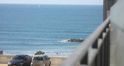 PRIME Location - 3 R schönes Penthouse am Meer