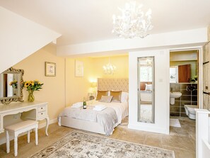 7 chambres, Wi-Fi gratuit, draps fournis