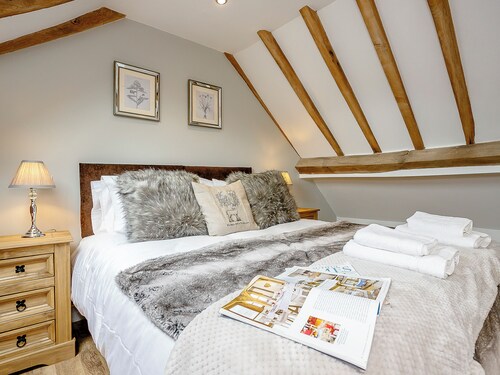 7 bedroom accommodation in Bradbourne, near Ashbourne
