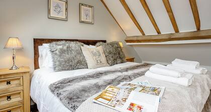 7 bedroom accommodation in Bradbourne, near Ashbourne