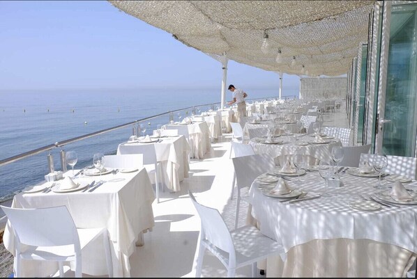 Espace banquet en plein air
