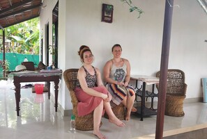Terrace/patio - Munroe heritage inn home stay (Munroe island)