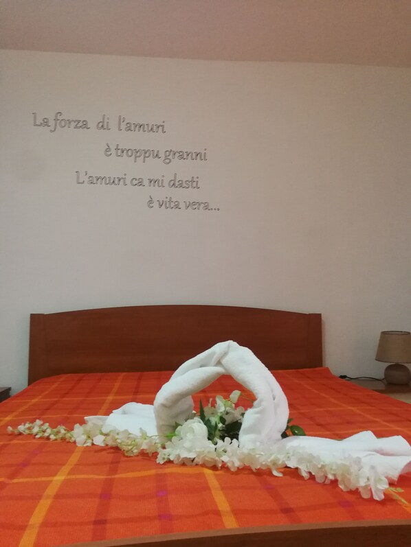 2 habitaciones y ropa de cama 