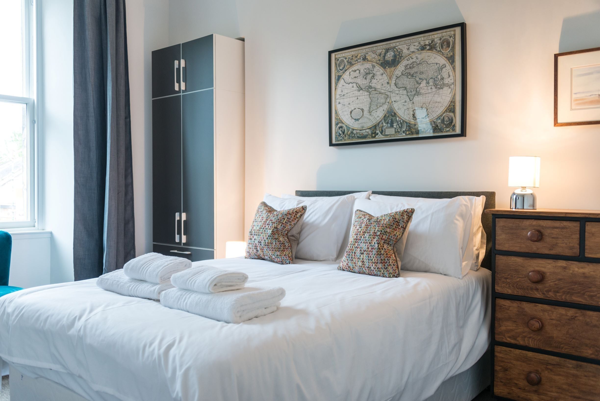 3 bedrooms, WiFi, bed sheets