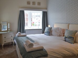 3 bedrooms, free WiFi, bed sheets