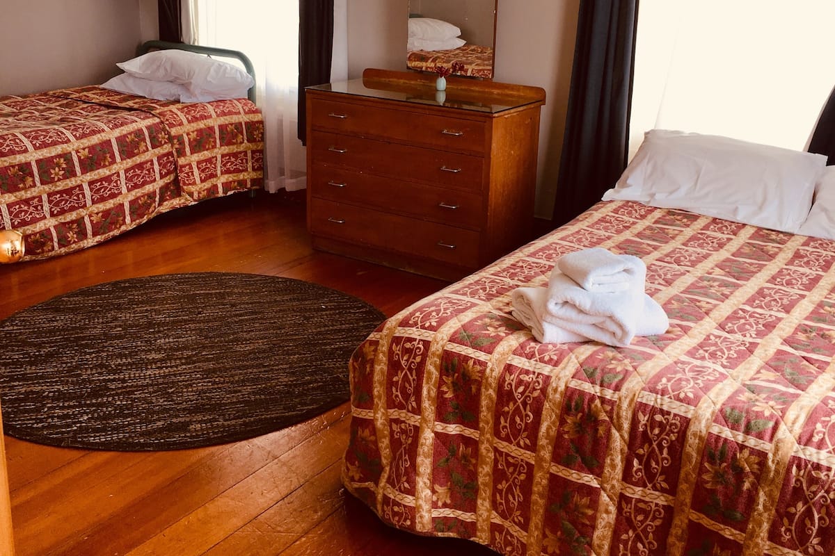 Wifi gratis y ropa de cama