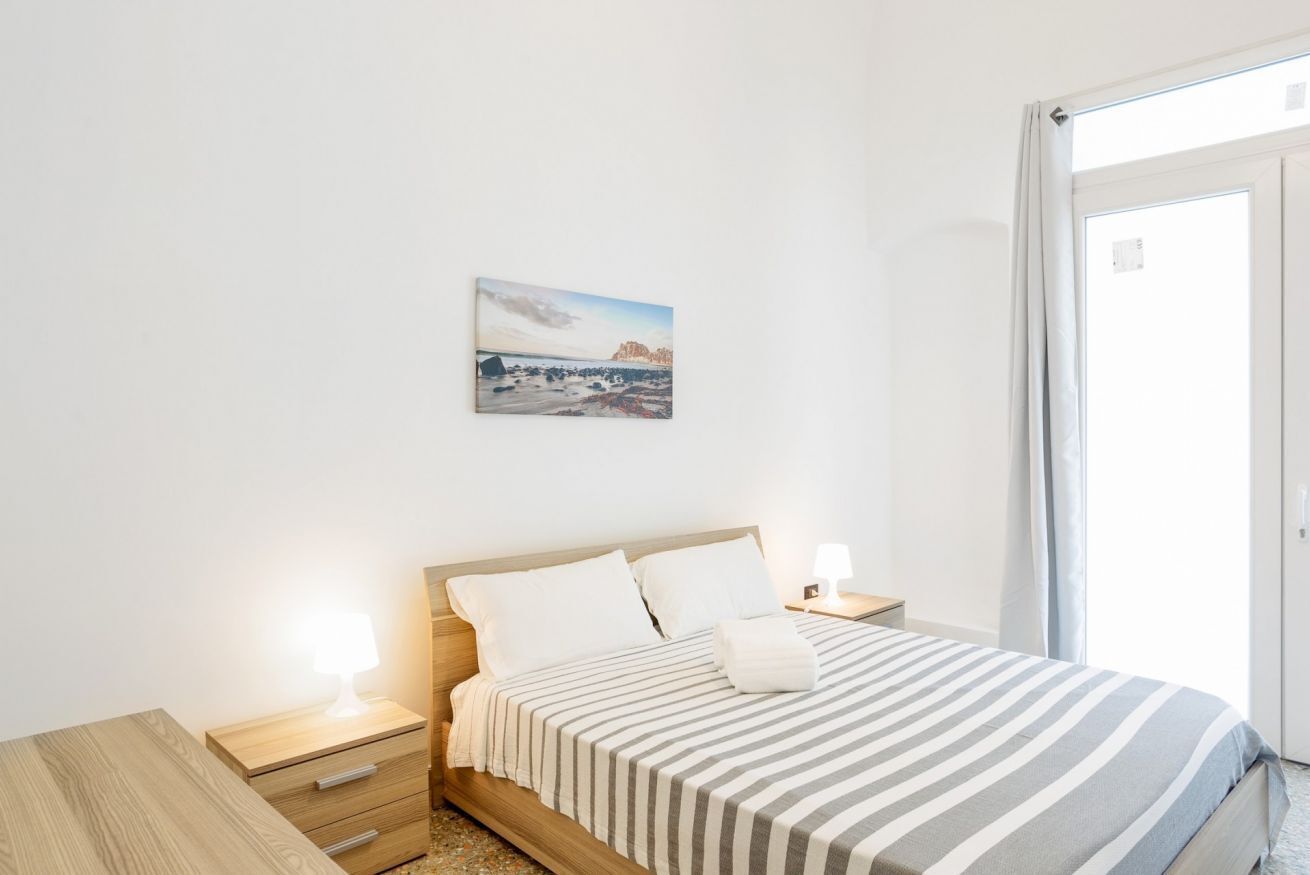 1 quarto, ferros/tábuas de passar roupa, Wi-Fi, roupa de cama