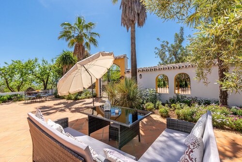 Stunning  Rural Country Villa with mountain views set in 6 acres of private land