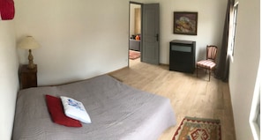 2 bedrooms
