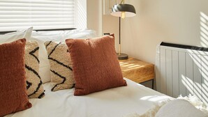 Two-Bedroom Apartment | 2 bedrooms, premium bedding, laptop workspace, iron/ironing board - West Cliff View (Whitby)
