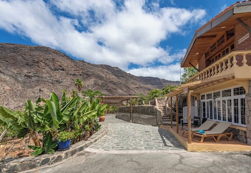 GC0282 Holiday house with shared pool in Mogán