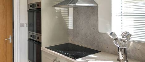 Geschirrspüler, Hochstuhl