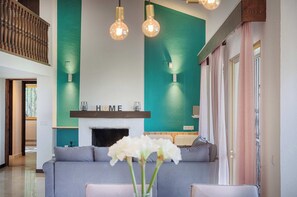 Smart TV, fireplace, table tennis, stereo - Villa with wonderful view and great location. (Las Lagunas de Mijas)