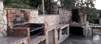 Villetta Sara immersa nel verde della campagna