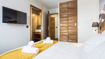 4 bedrooms, free WiFi, bed sheets