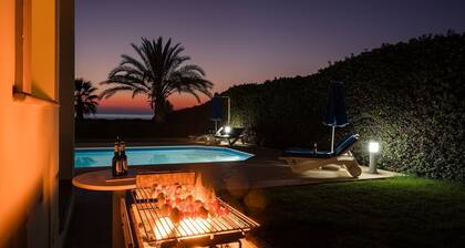 Anthiana Beach Villa - Argaka - A Seafront villa that sleeps 8 guests in 4 bedrooms