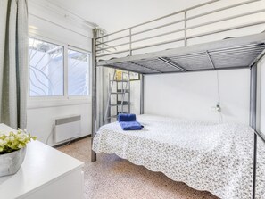 2 bedrooms, Internet