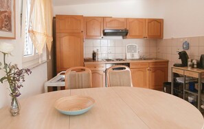 Placa de cocina, cafetera/tetera, tetera/pava eléctrica