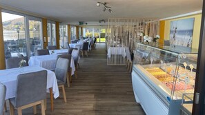 Dining - Double room 32 Side lake view - Gasthof zur Landeroith (Weyregg am Attersee)