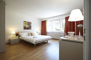 1 bedroom, iron/ironing board, WiFi