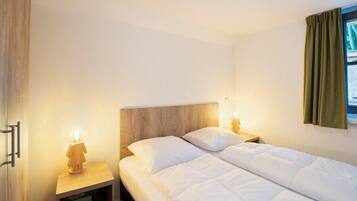 3 chambres, accĂšs Internet, draps fournis