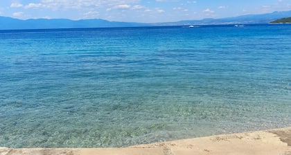 Free wifi, 250m to the beach, air conditioning, private parking, 2 + 2