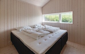 3 bedrooms, free WiFi