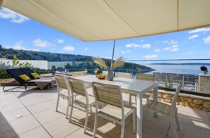 Outdoor dining - Plava Voda Luxury Villa B (Vinišće)