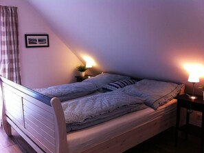 2 Schlafzimmer, Bügeleisen/Bügelbrett, WLAN