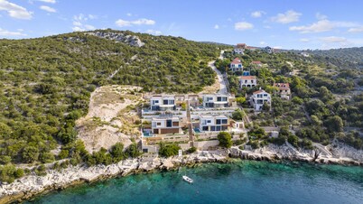 Plava Voda Luxury Villa A