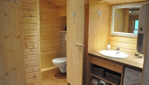 Shower, hair dryer, towels, soap - Small wooden hut on the Hilkenberg -Almhütte- for 1-2 persons in the middle of nature (Bodenfelde)