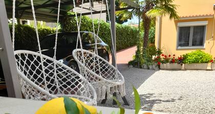 Für 2 Per,WLAN,250m zum Strand,Klima, Parkplatz, Spülmaschine,Balkon, Grillplatz