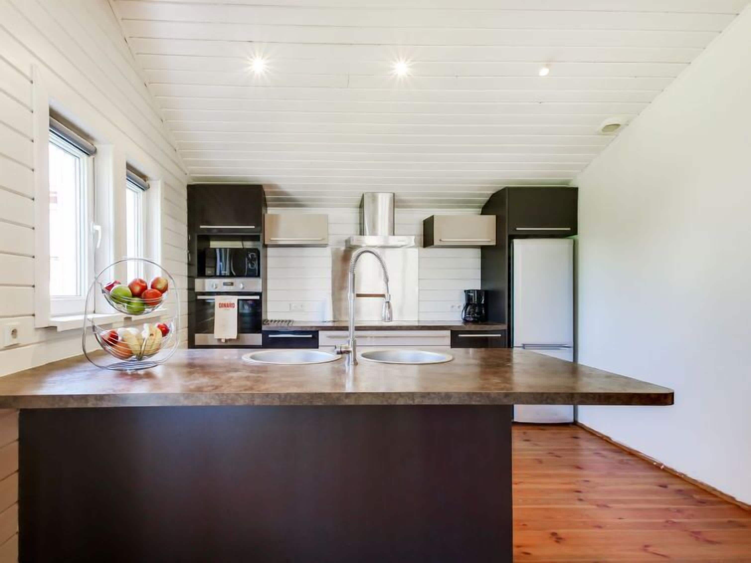 Réfrigérateur, micro-ondes, four, lave-vaisselle