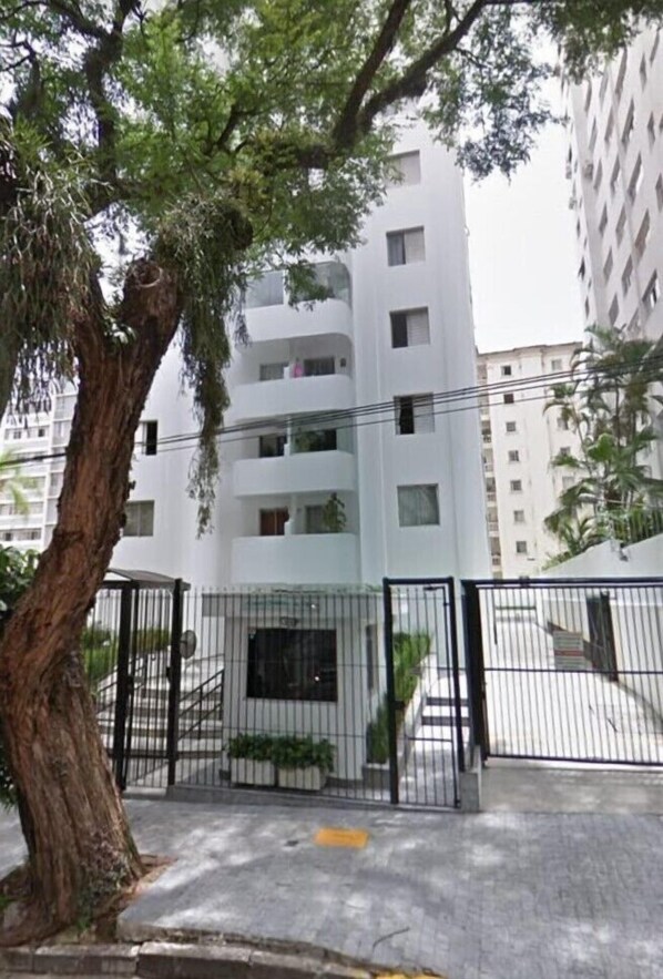 숙박 시설 정면