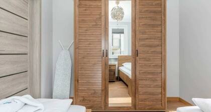 Armii Krajowej 6 | 2-Schlafzimmer-Wohnung | Parken