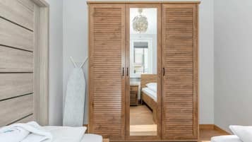 2 Schlafzimmer, Bügeleisen/Bügelbrett, WLAN, Bettwäsche