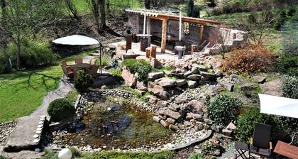 Vacation home/event location, 285 mÂČ living area, 300 mÂČ secluded outdoor area