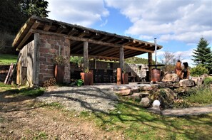 Outdoor dining - Vacation home/event location, 285 m² living area, 300 m² secluded outdoor area  (Rieneck)