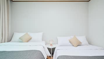 3 bedrooms, blackout curtains, iron/ironing board, free WiFi