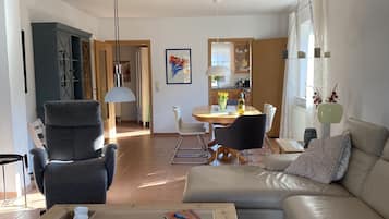 TV, DVD player, books, music library