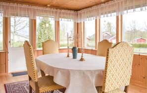Dining - 2 bedroom beach front home in Listerby (Listerby)