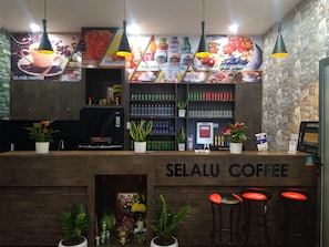 Snack bar