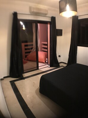 1 chambre, Wi-Fi gratuit, draps fournis