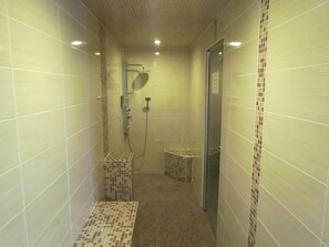Towels, shampoo