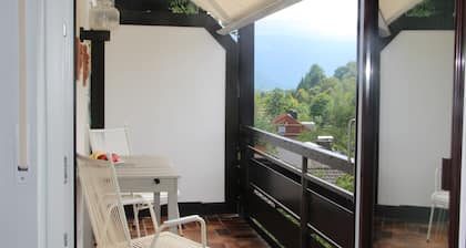 PrÚs du centre, appartement récemment rénové à Haus Horvath avec vue sur la montagne