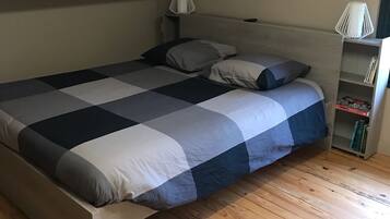 2 bedrooms, free WiFi, bed sheets