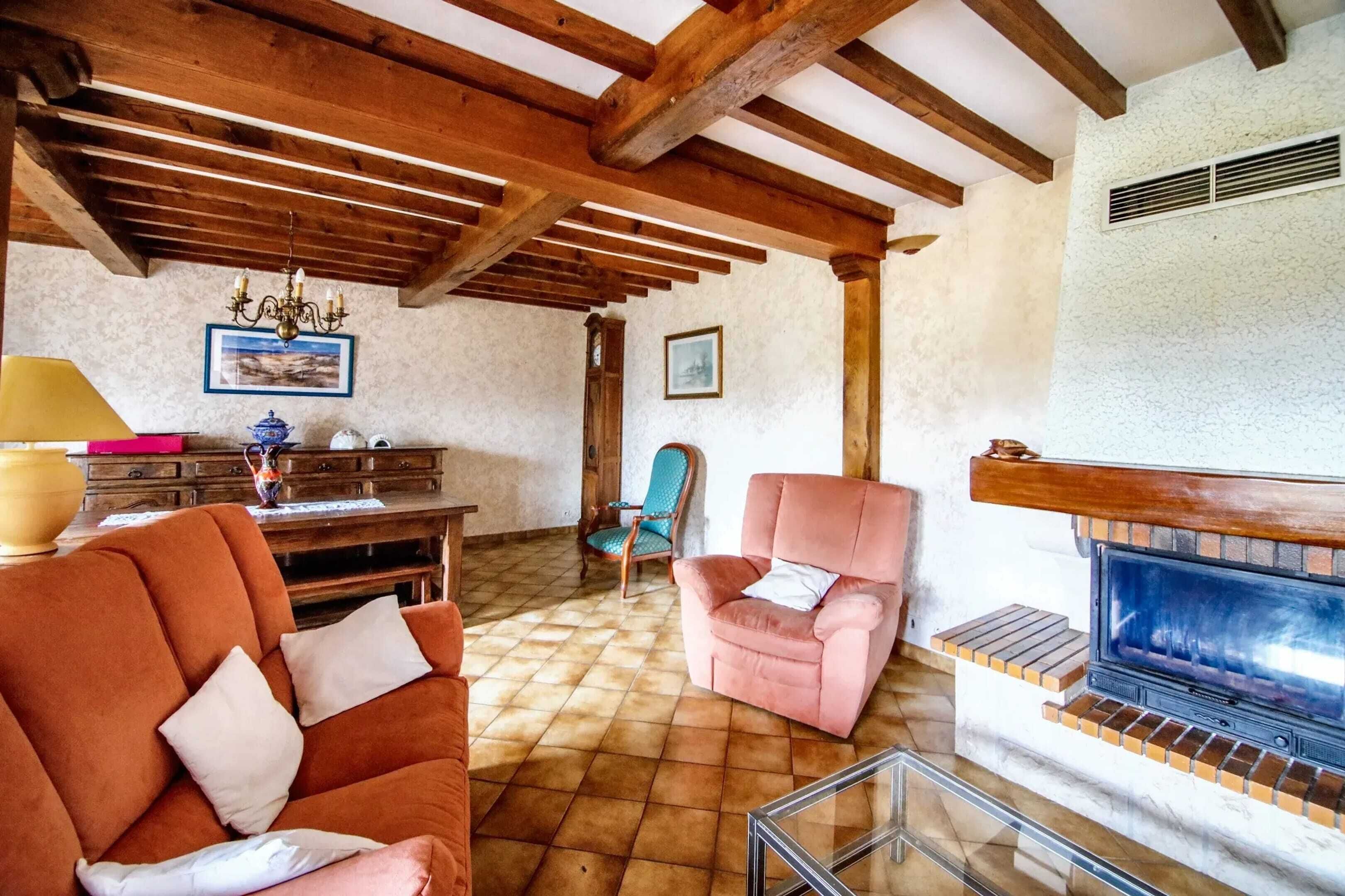 TV, fireplace, DVD player
