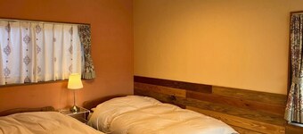 Minna no ie Polepole