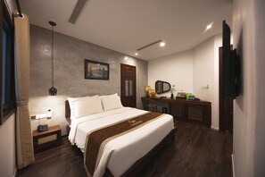 Superior Double Room, 1 King Bed, Private Bathroom