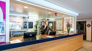 Uklassifisert bilde, 3 av 28, knapp